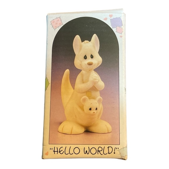 Vintage Precious Moments Figurine - “Hello World”, from the Birthday Series - Picture 2 of 11